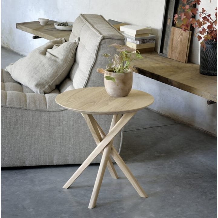 Mikado sidobord 50x50 cm, Oak wax oil Ethnicraft