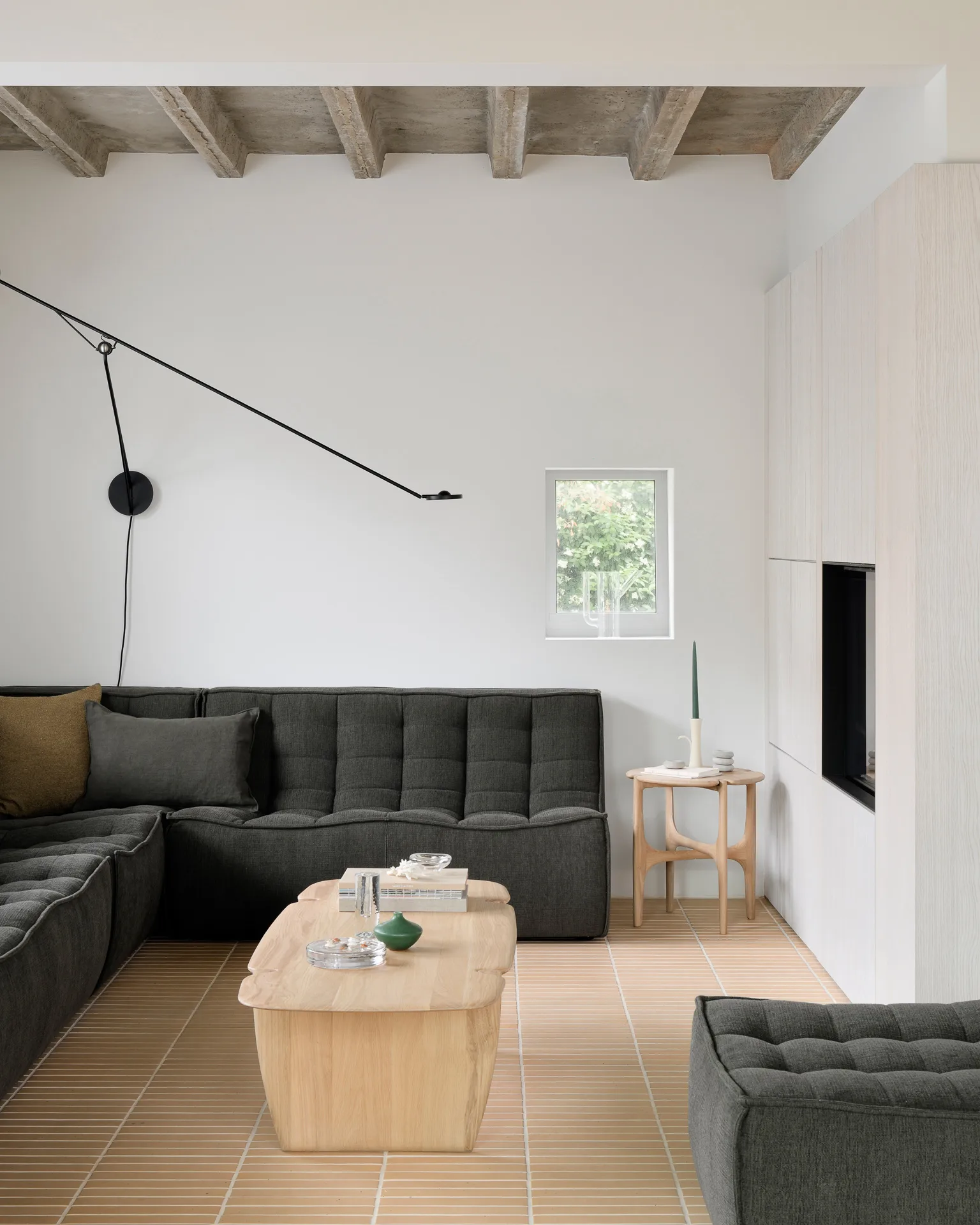 N701 modulhörnsoffa med rundat hörn, tyg Moss Eco, 330x260 cm Ethnicraft