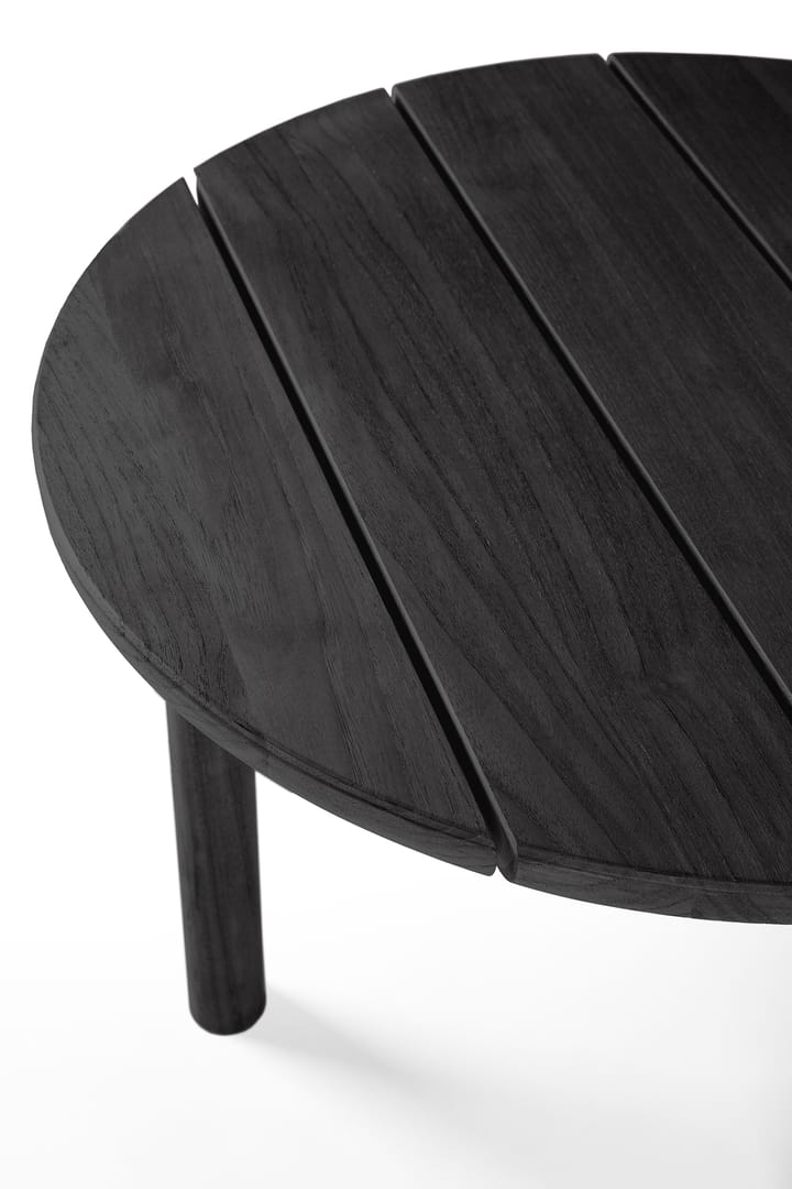 Quatro outdoor soffbord svartbetsad teak, Ø59 cm Ethnicraft