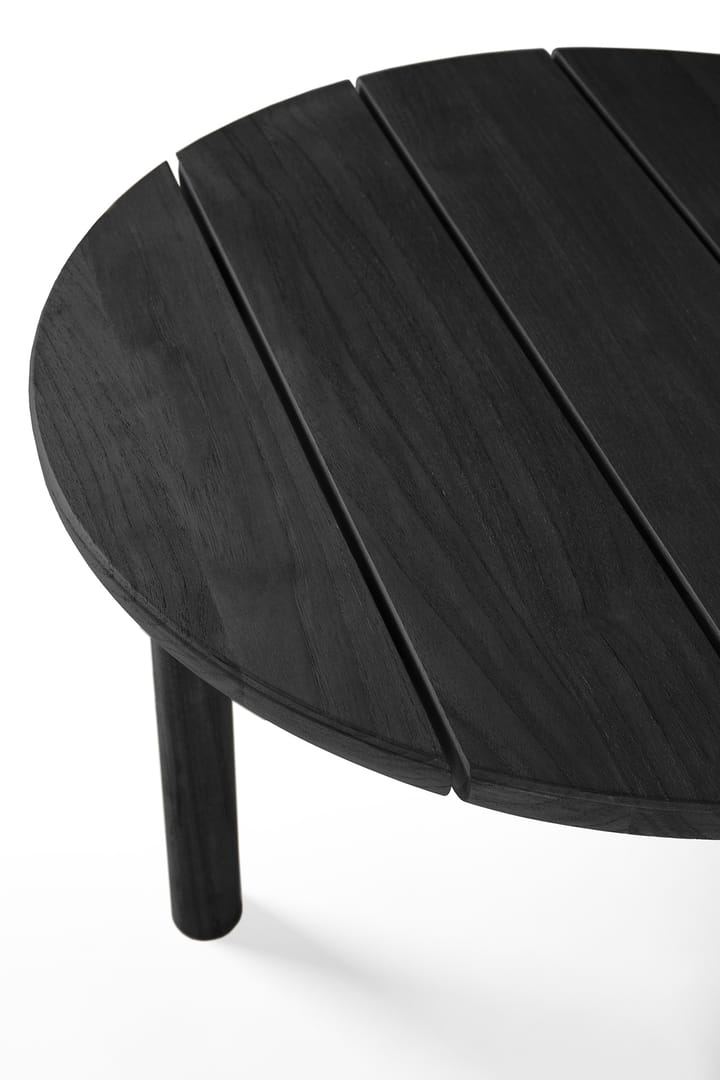Quatro outdoor soffbord svartbetsad teak, Ø95 cm Ethnicraft