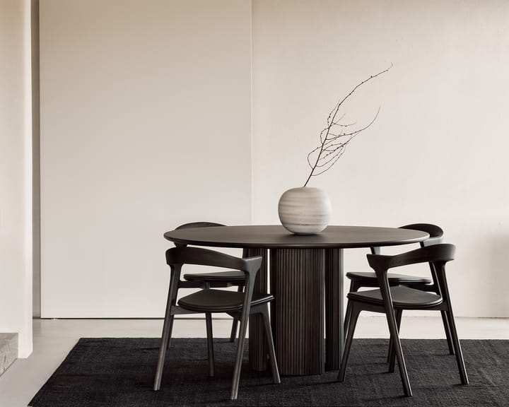 Roller Max matbord Ø150 cm, Mörkbrunbetsad mahogny Ethnicraft