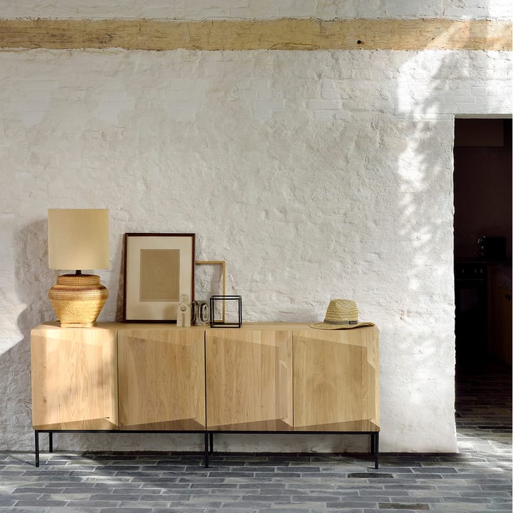 Stairs sideboard 3 dörrar, Ek 150x80x46 cm Ethnicraft