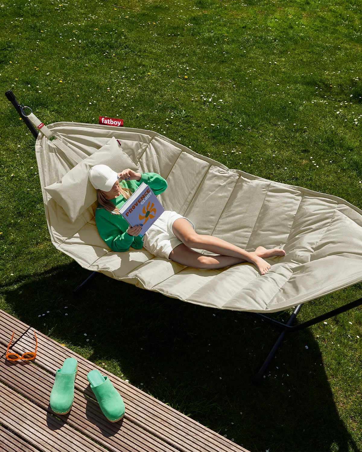 Headdemock hängmatta, Cream, inkl. ställning svart + nackkudde Fatboy