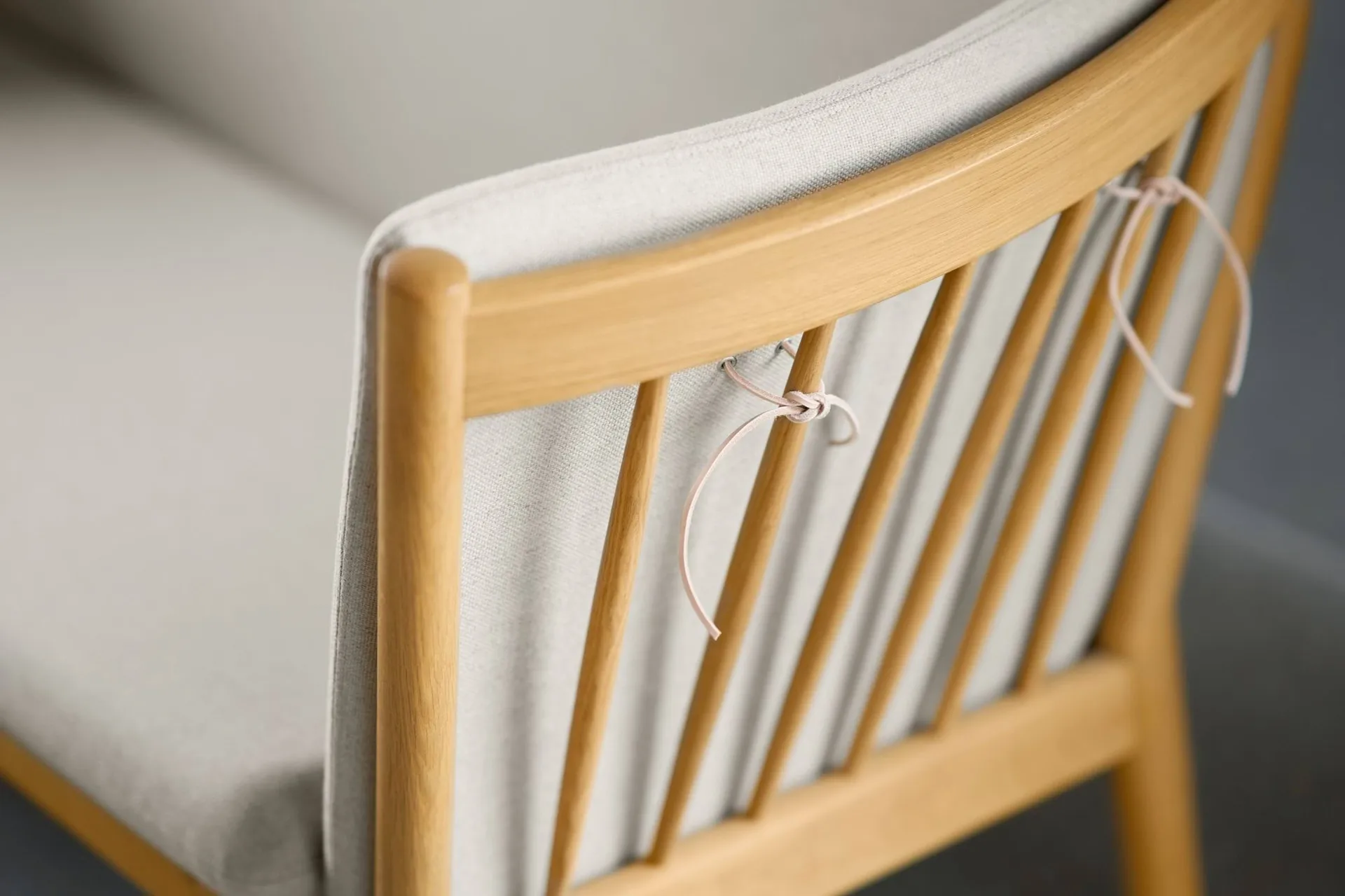 J149 soffa, Läder cognac-lackerad ek, 3-sits FDB Møbler