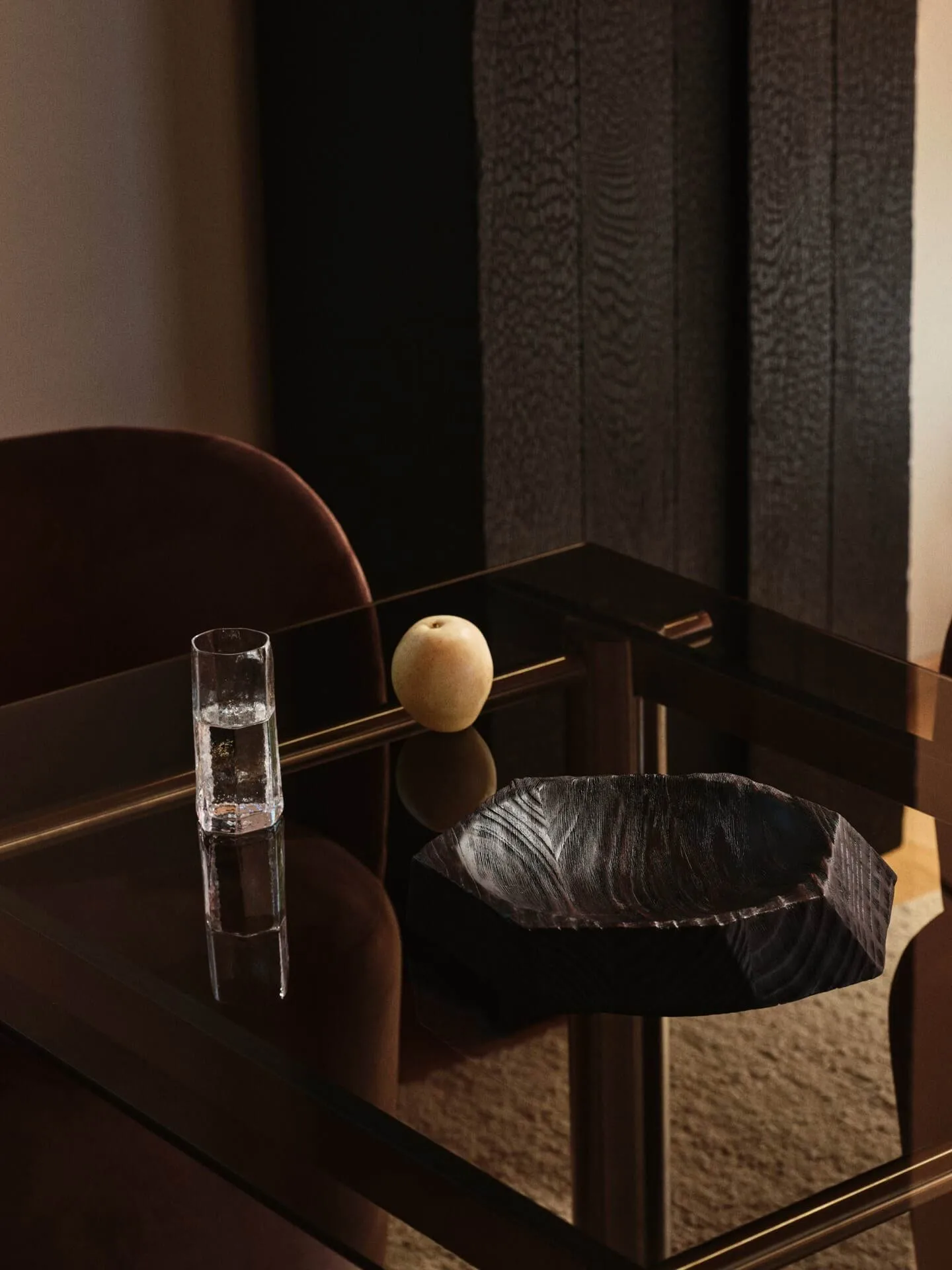 Atura matbord, Brushed Stainless Steel/Dark Tinted Glass, 90x200 cm Ferm Living