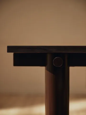 Atura matbord - Dark chocolate-mörkbetsad ek, 90x160 cm - Ferm Living