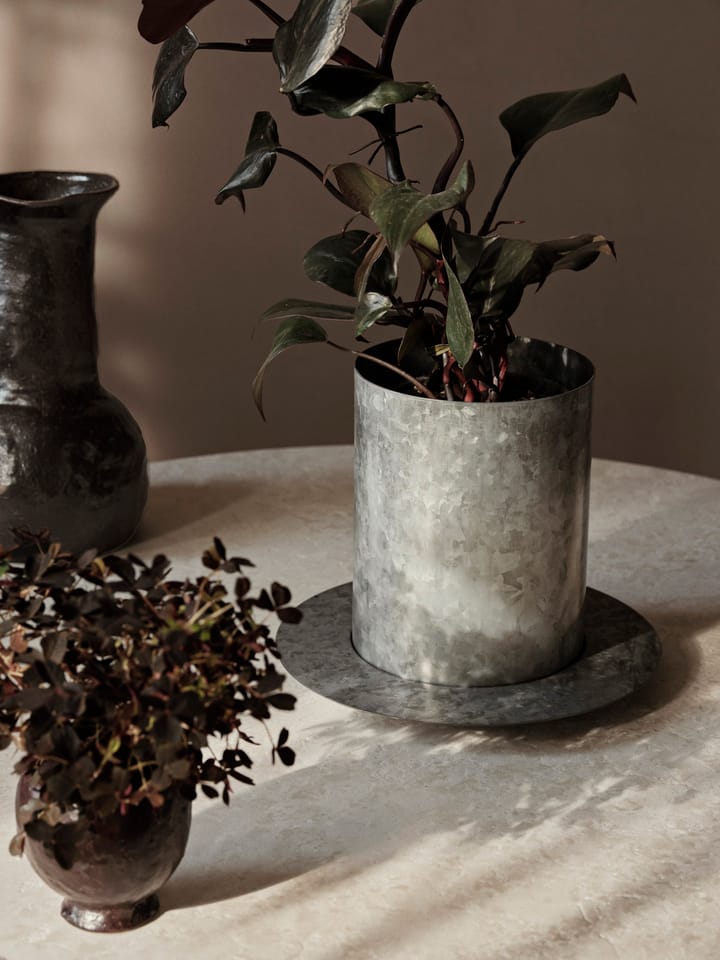 Auran kruka medium H: 26,6 cm, Galvanized iron Ferm Living