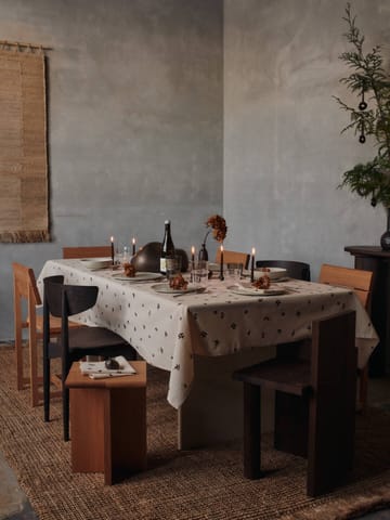 Baies bordsduk 150x240 cm - Natural-dark chocolate - Ferm Living