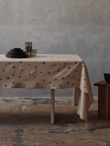 Baies bordsduk 150x240 cm - Natural-dark chocolate - Ferm Living