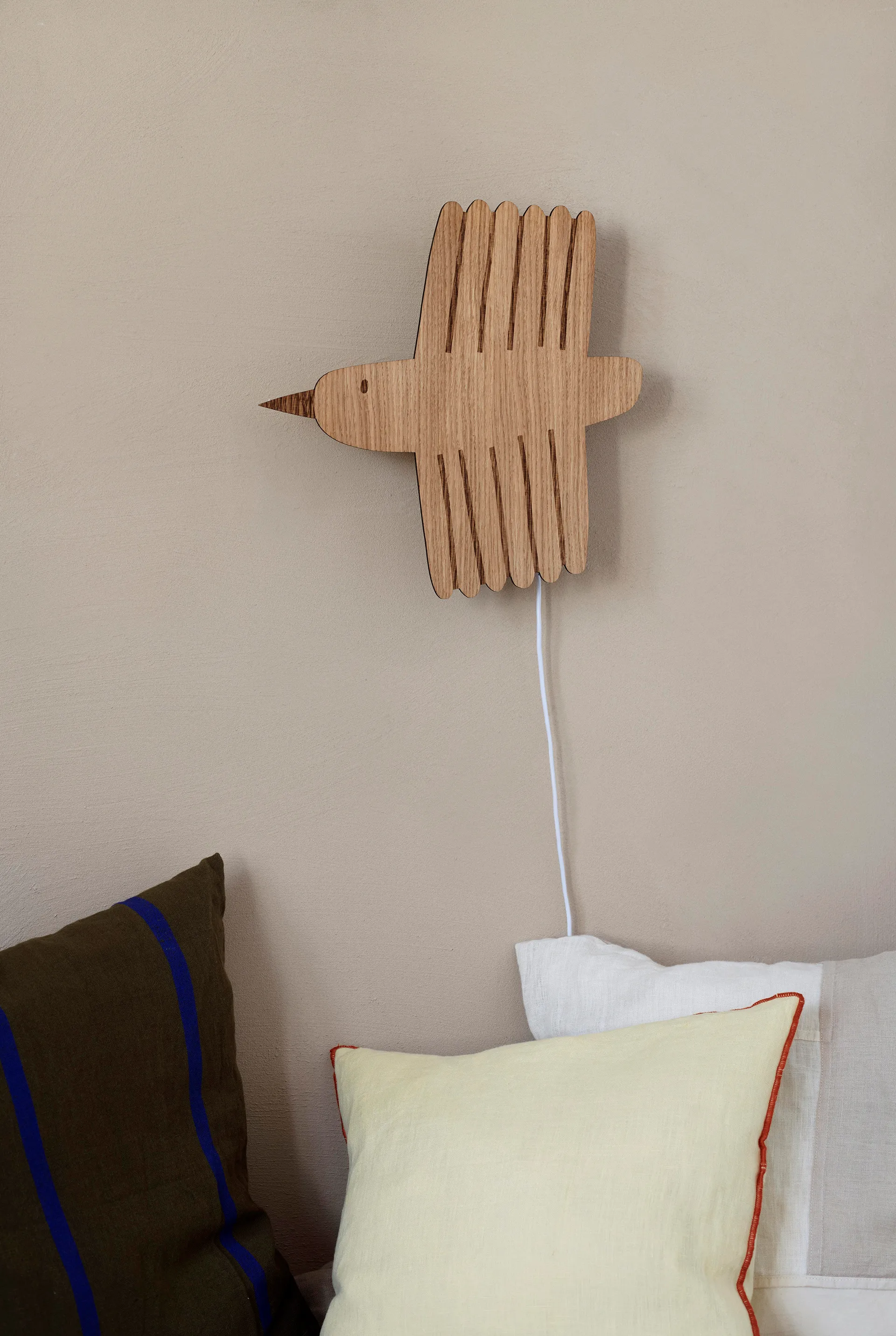 Bird vägglampa, Oljad ek Ferm Living