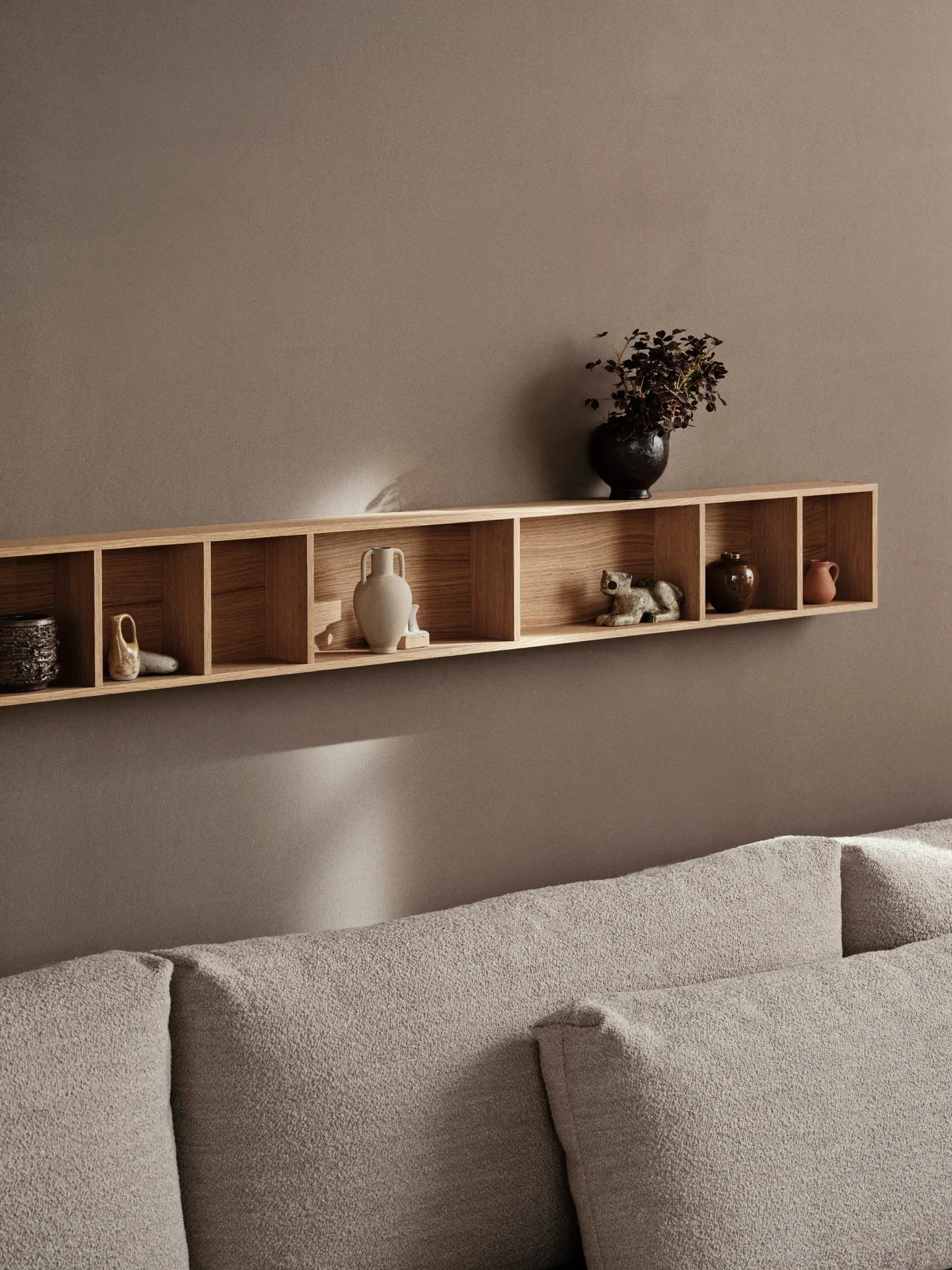 Bon hylla 138x16 cm, Oiled Oak Ferm Living