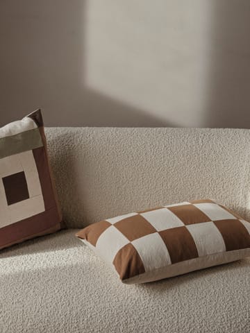 Border patchwork kuddfodral 50x50 cm - Dark sage-red brown - Ferm Living