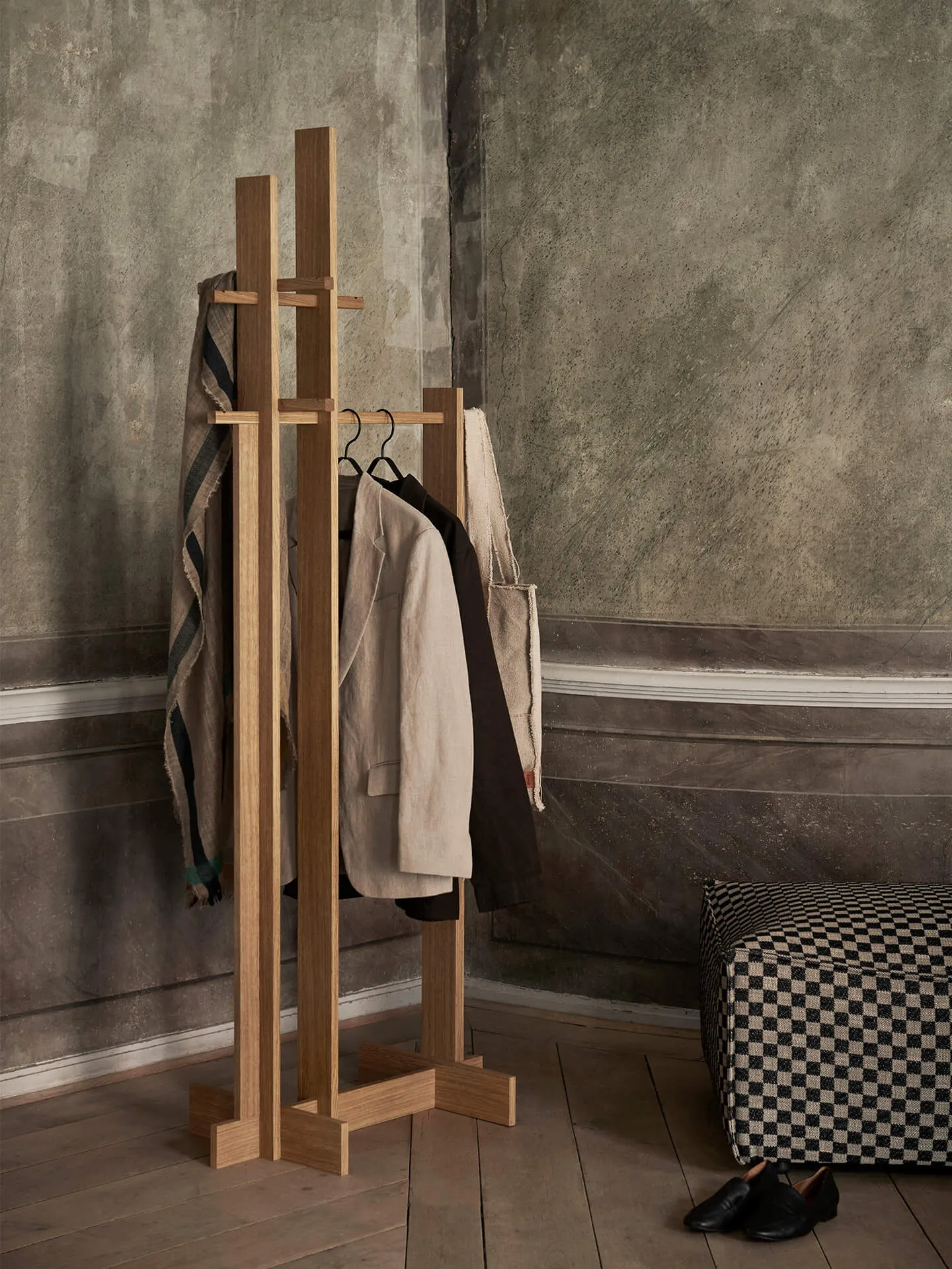 Bridge Clothes Stand klädhängare, Oiled Oak Ferm Living