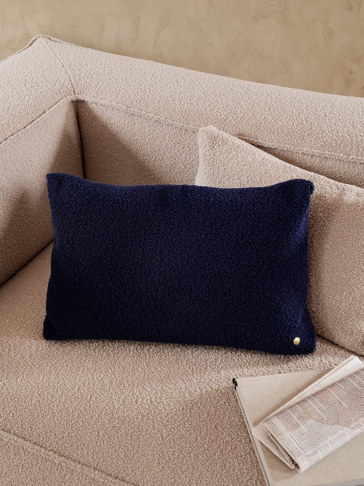 Clean kudde bouclé 40x60 cm, Deep Blue Ferm Living