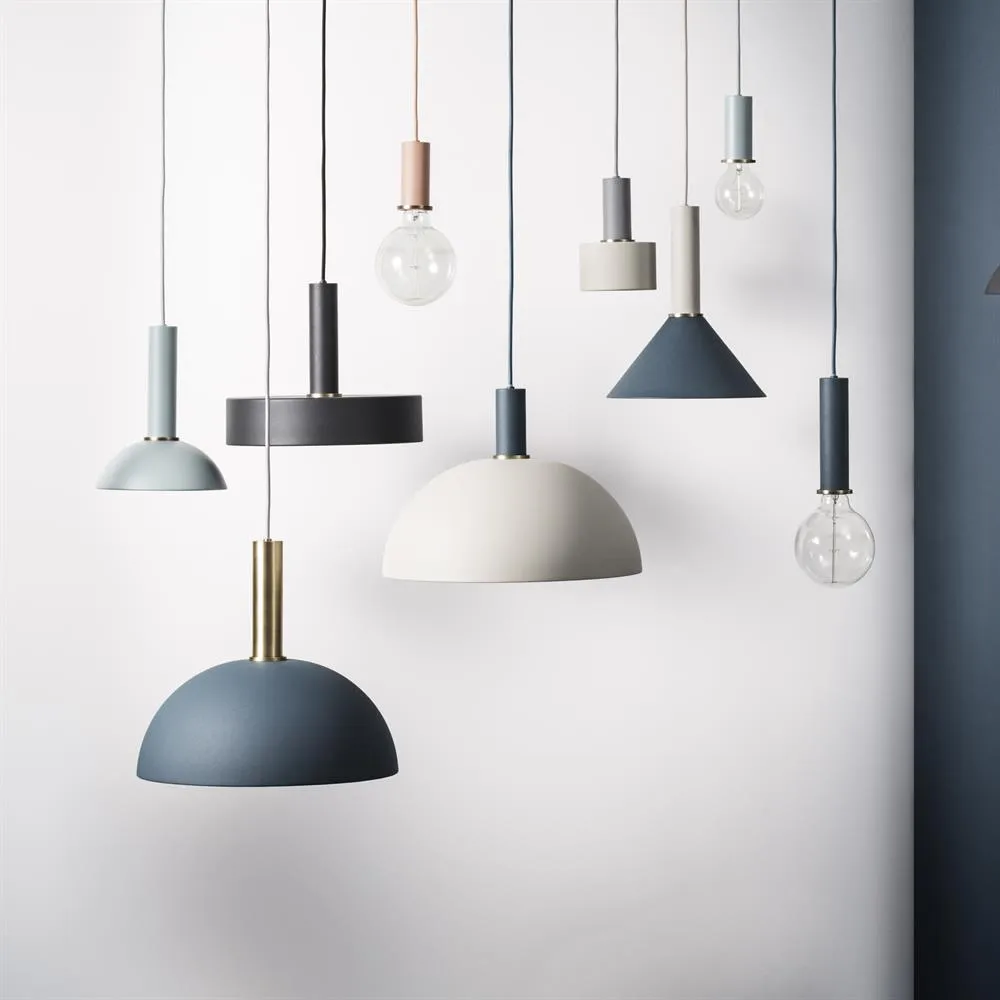 Collect taklampa stor, svart Ferm Living
