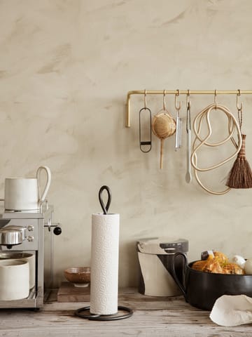Curvature hushållspappershållare - Svart mässing - Ferm Living