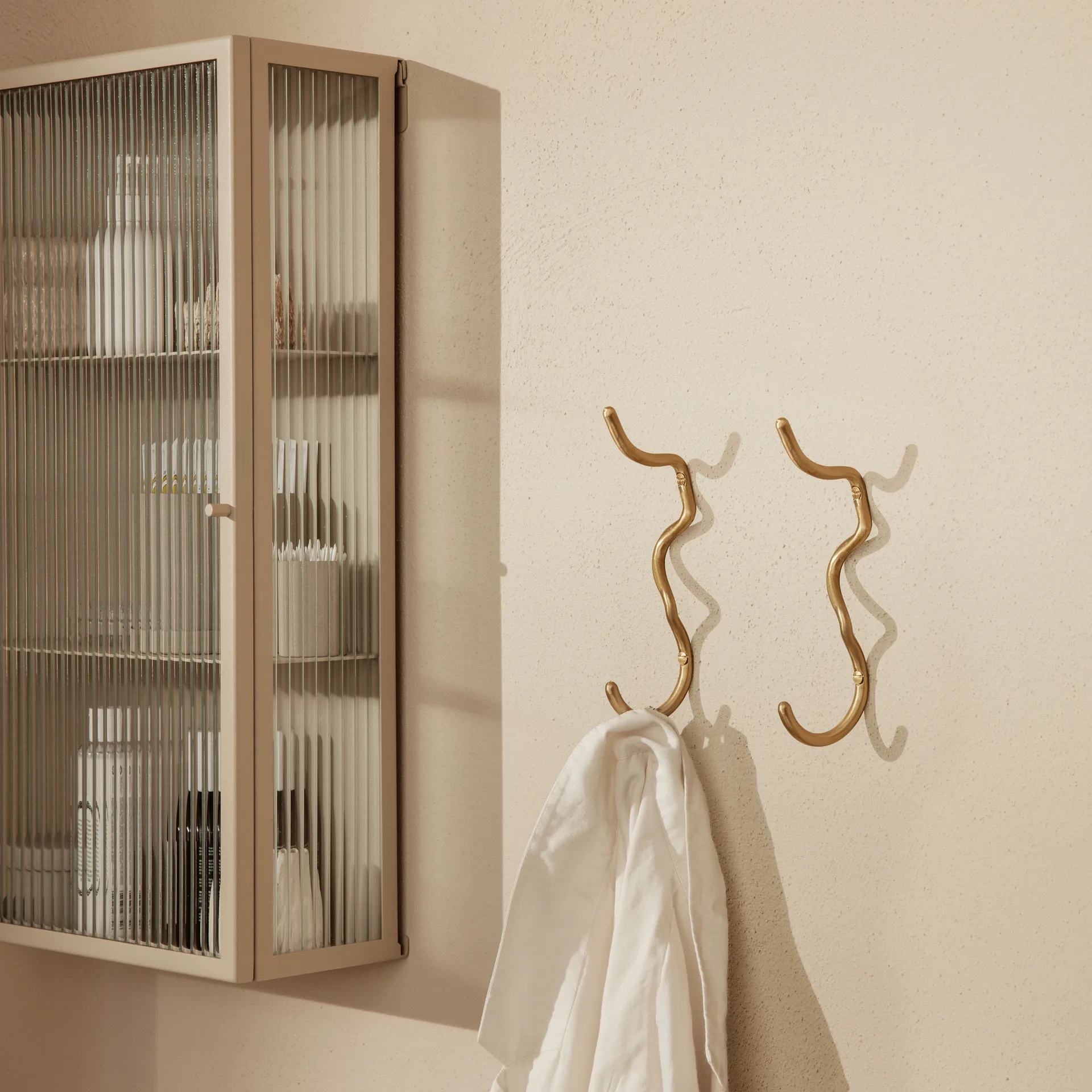 Curvature krok enkel, Mässing Ferm Living