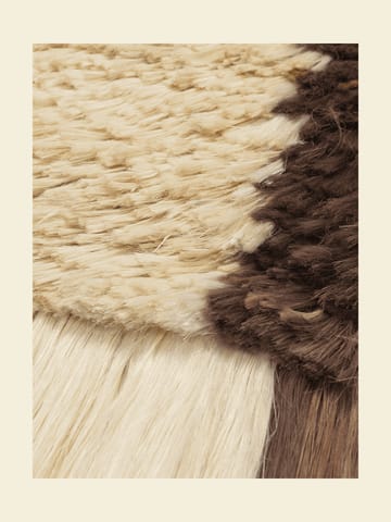 Edge Wall Rug väggbonad 50x110 cm - Off-white-Coffee - Ferm Living