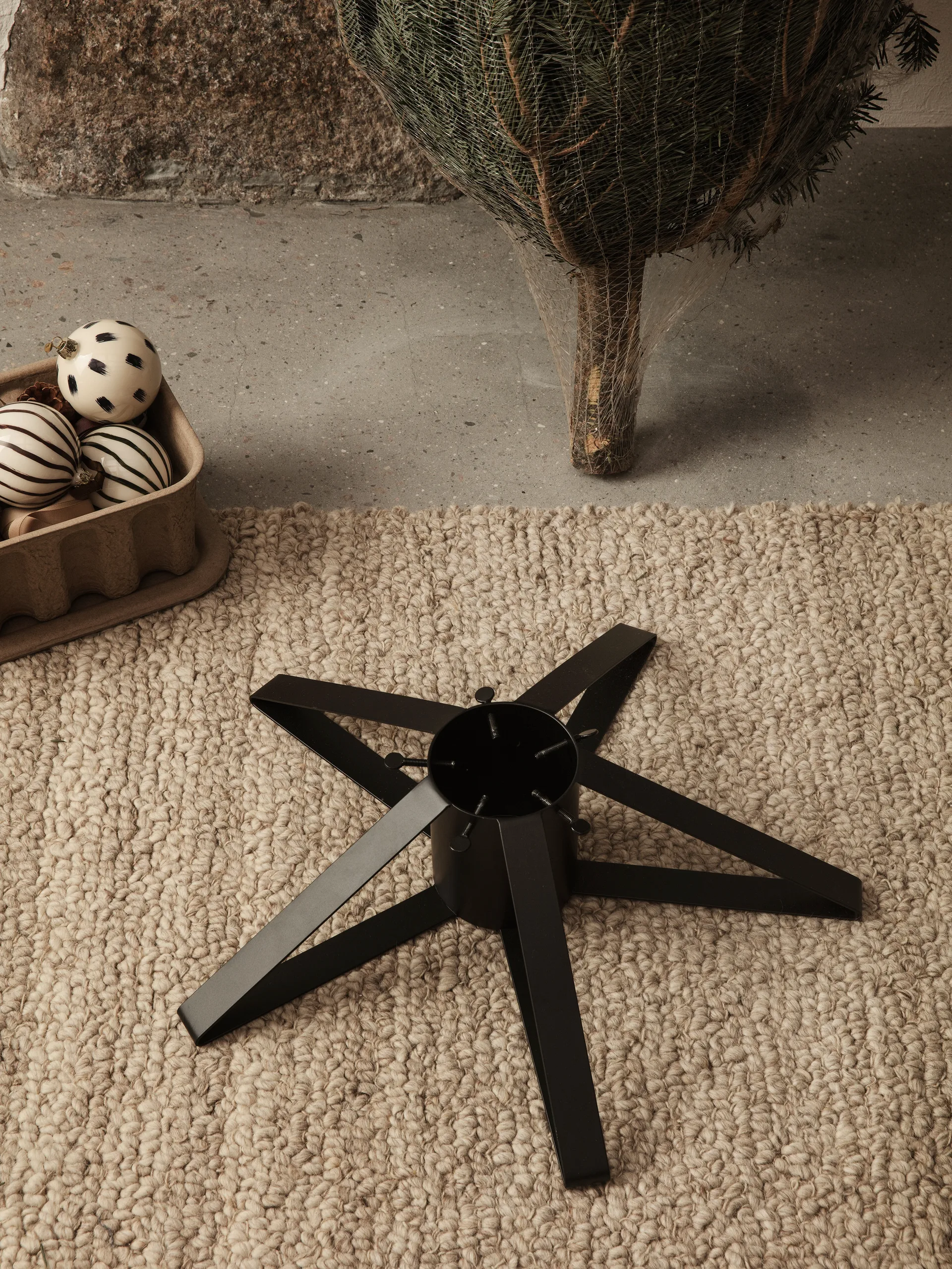 Ferm Living julgransfot, Svart Ferm Living