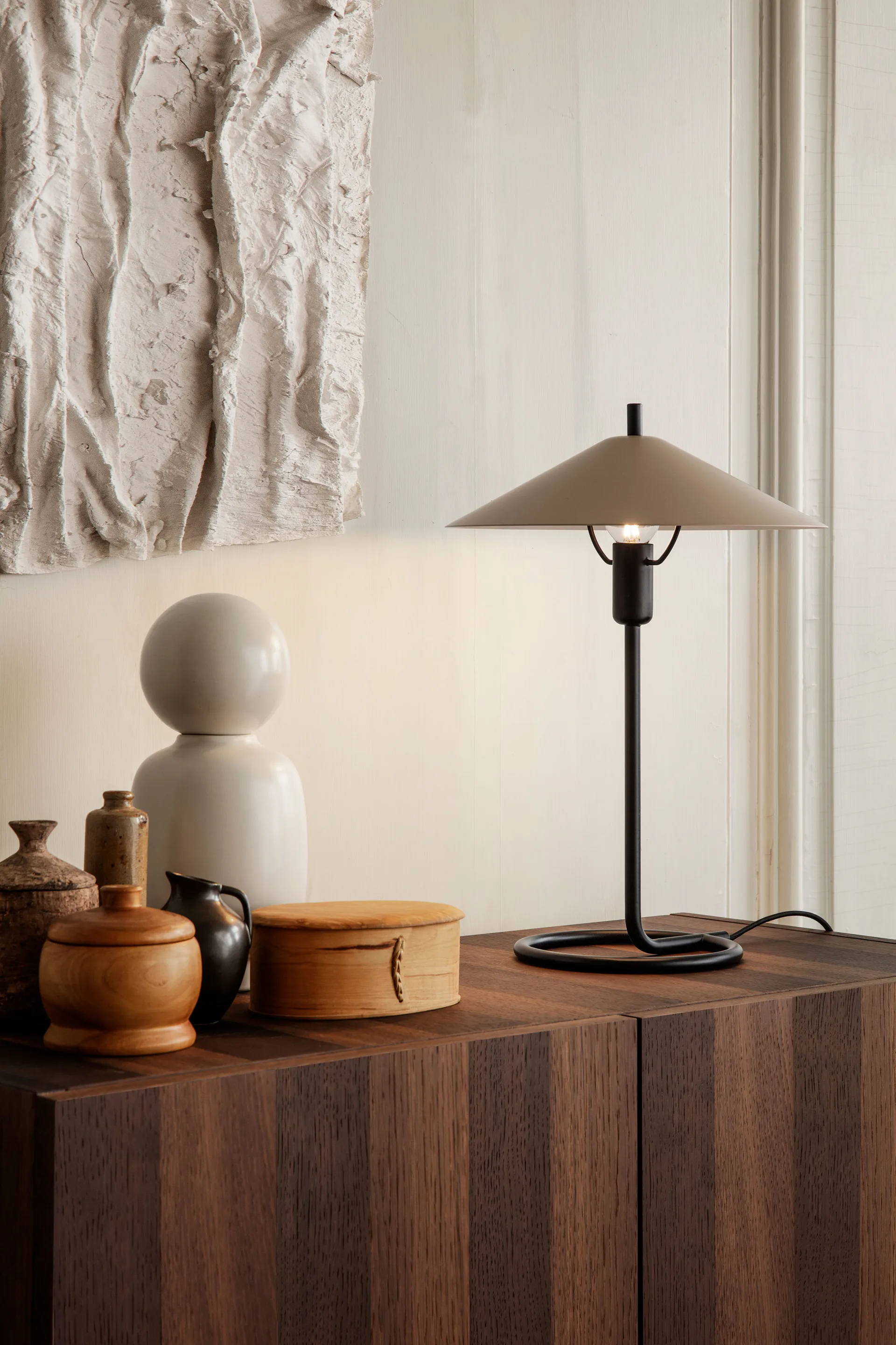 Filo bordslampa, Black-cashmere Ferm Living