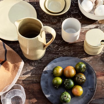 Flow kanna 1 L - Gulspräcklig - Ferm Living