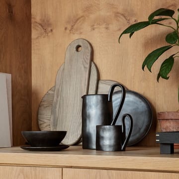 Flow tallrik 22 cm - Svart - Ferm Living