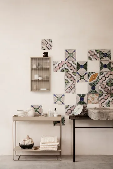 Haze väggskåp - Cashmere - Ferm Living