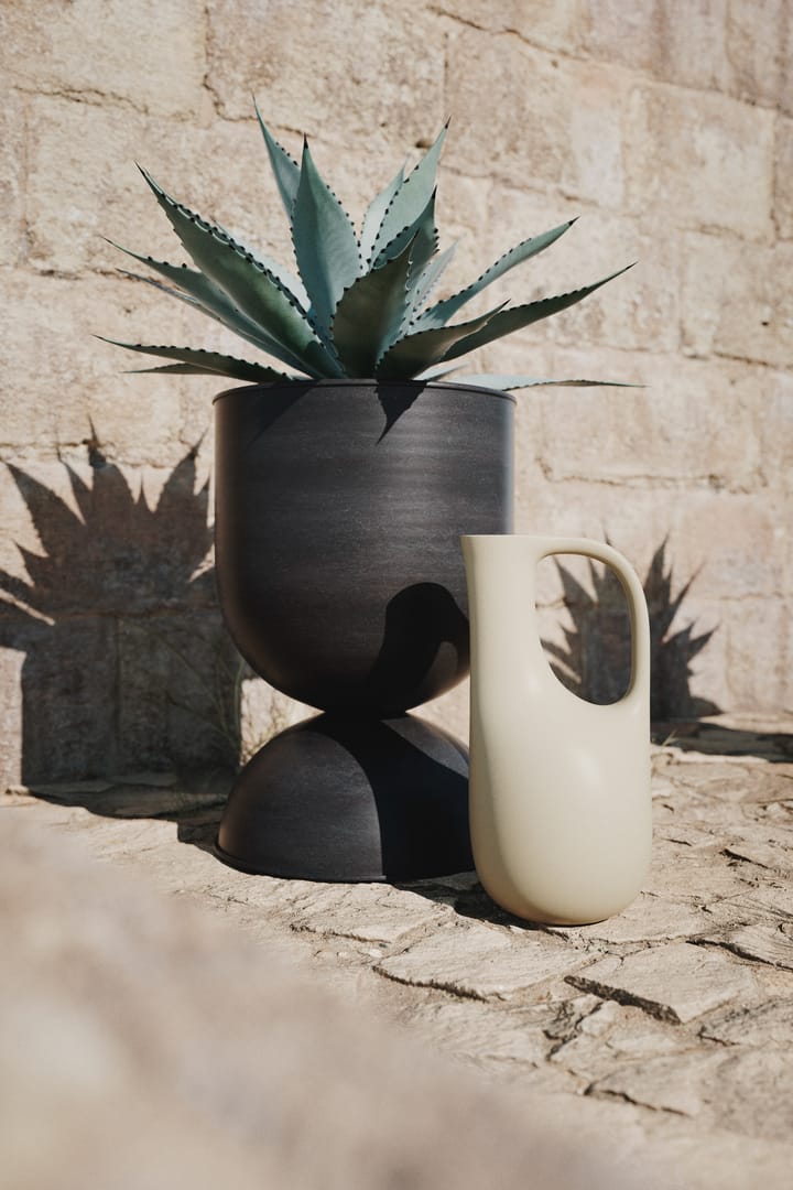 Hourglass kruka medium Ø41 cm, Svart-mörkgrå Ferm Living