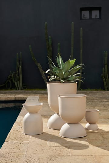 Hourglass kruka stor Ø50 cm - Cashmere - Ferm Living