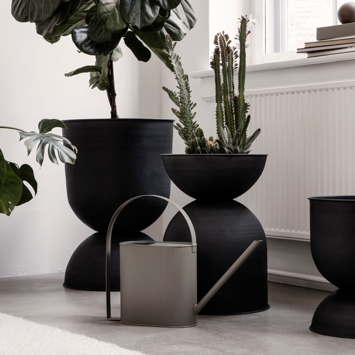 Hourglass kruka stor Ø50 cm - Svart-mörkgrå - ferm LIVING