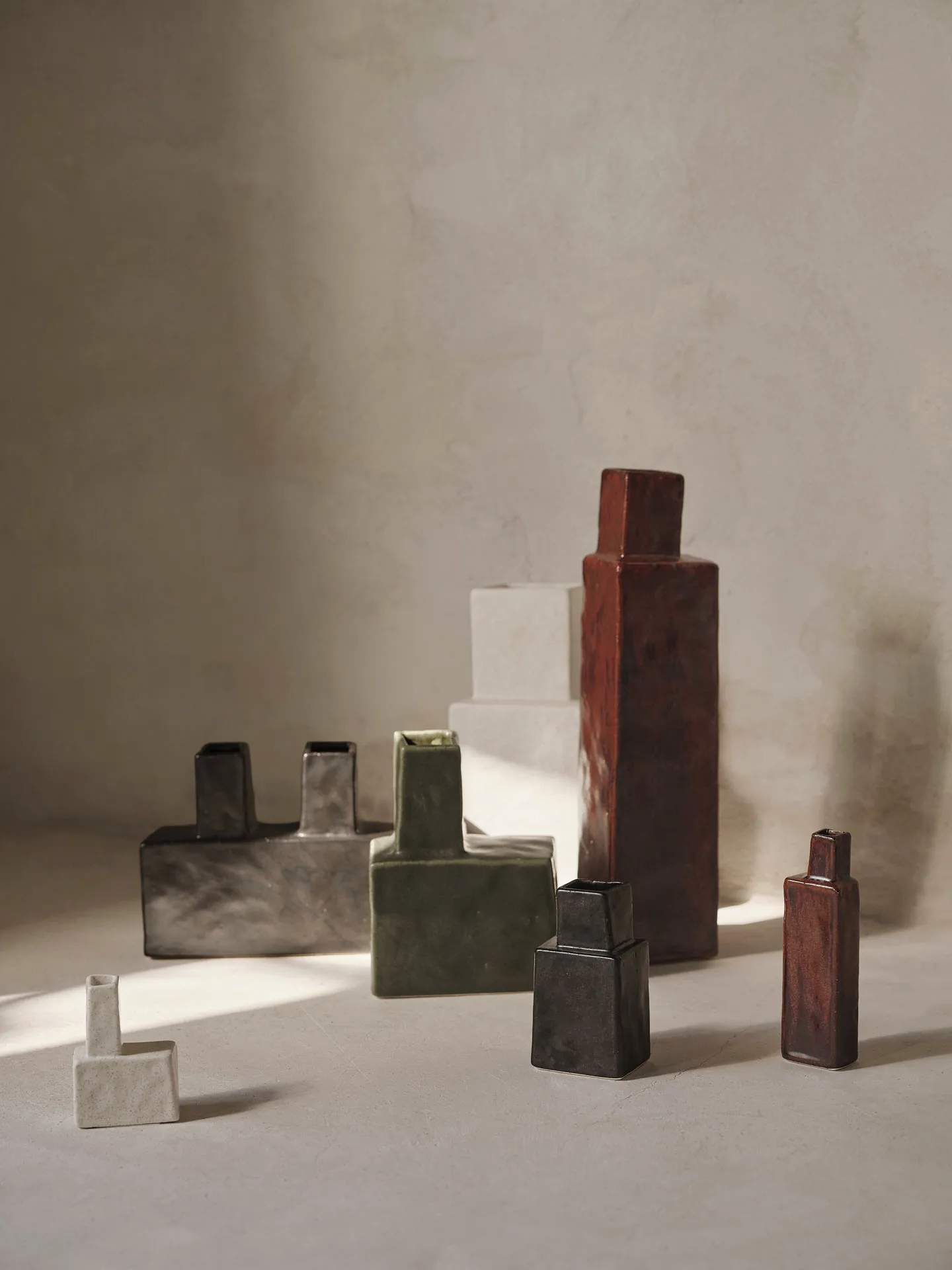 Koa vas H29, Off white Ferm Living