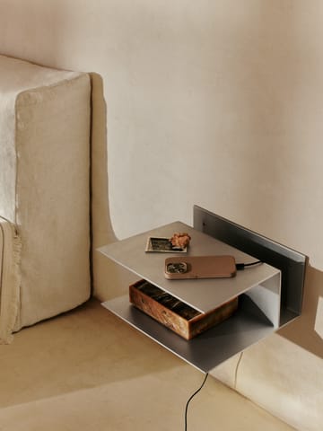 Lager sängbord 15,5x35x30 cm - Aluminium - Ferm Living