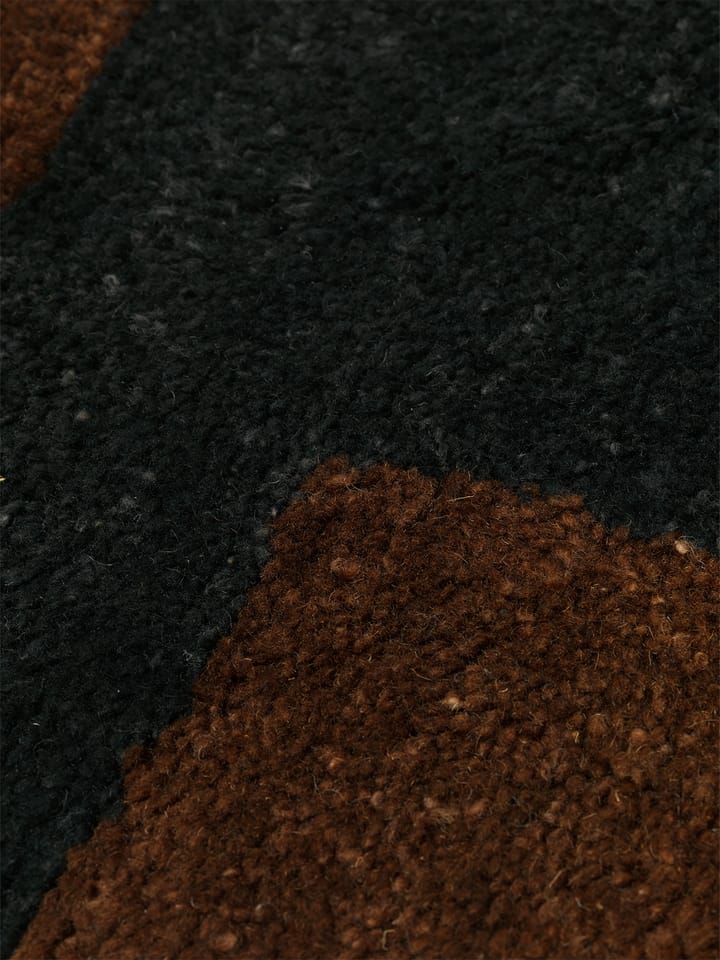 Mara handknuten matta 120x180 cm - Black-chocolate - ferm LIVING