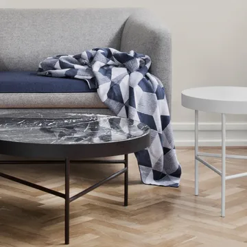 Marble Table soffbord - marmor svart, large, svart stativ - Ferm Living