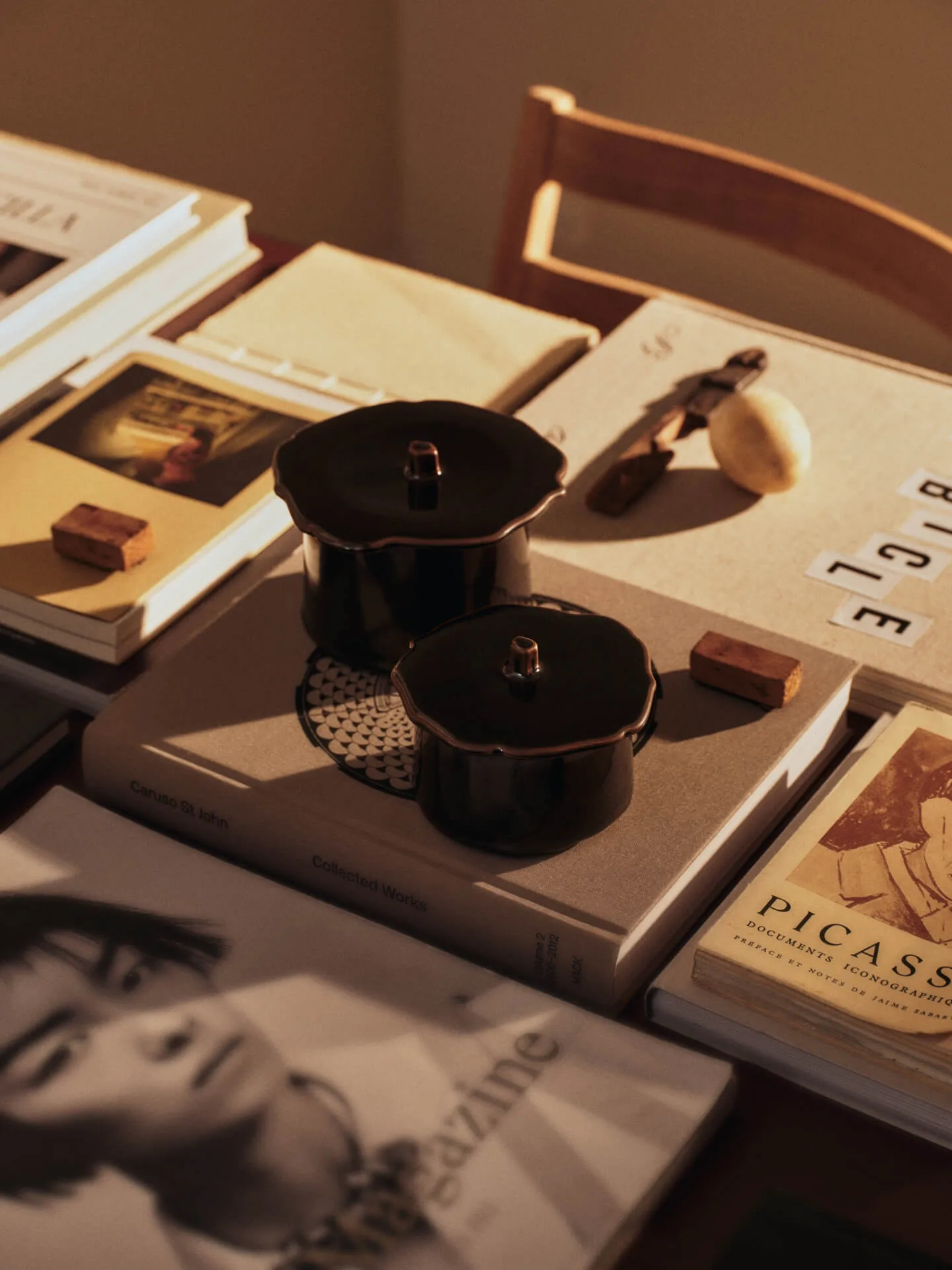 Marnen burk med lock, Carob brown, Ø11x9 cm Ferm Living