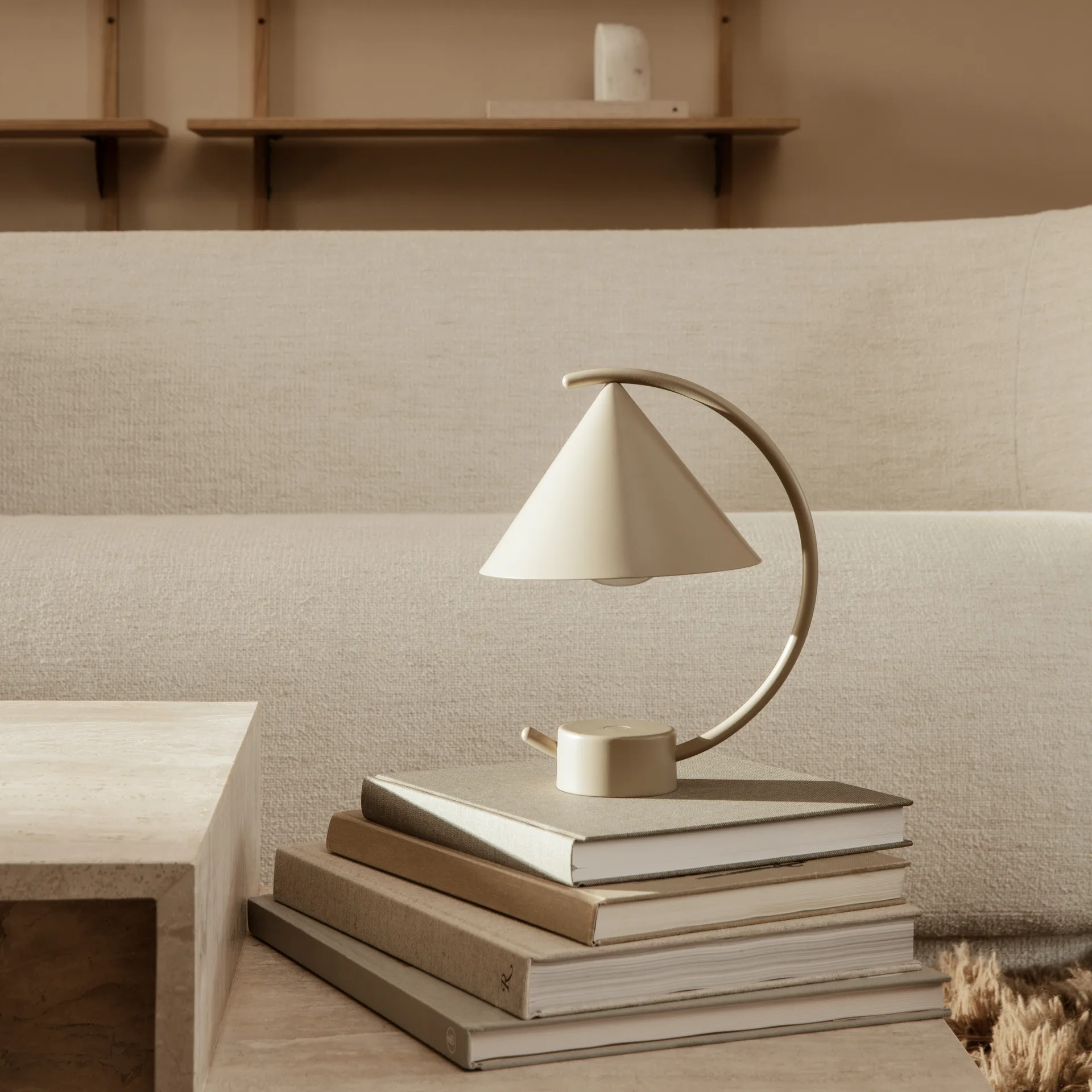 Meridian bordslampa, Cashmere Ferm Living
