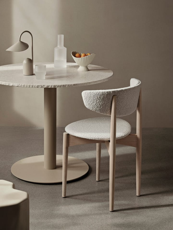 Mineral matbord, Bianco curia, cashmere Ferm Living