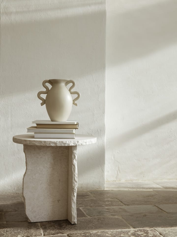 Mineral Sculptural bord Ø52 cm, Bianco Curia Ferm Living