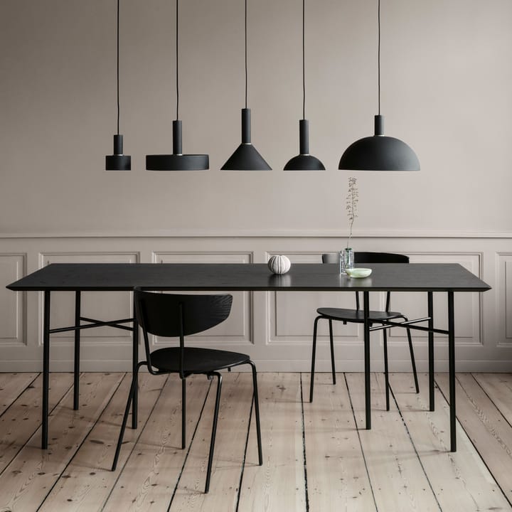 Mingle matbord - walnut veneer, 210cm, vinklade ben valnötsfanér - ferm LIVING