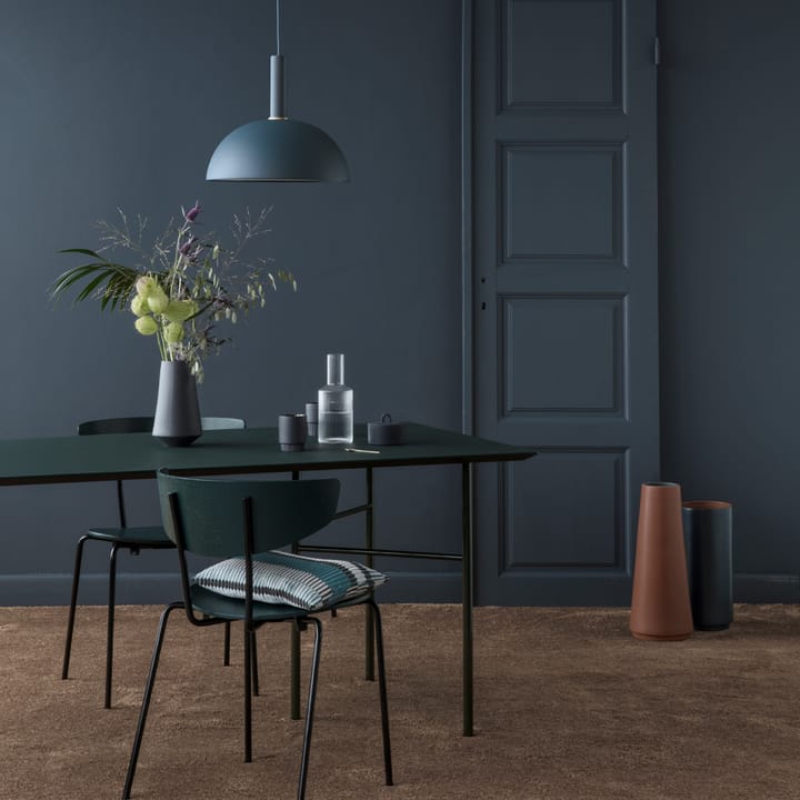 Mingle matbord - walnut veneer, 210cm, vinklade ben valnötsfanér - ferm LIVING