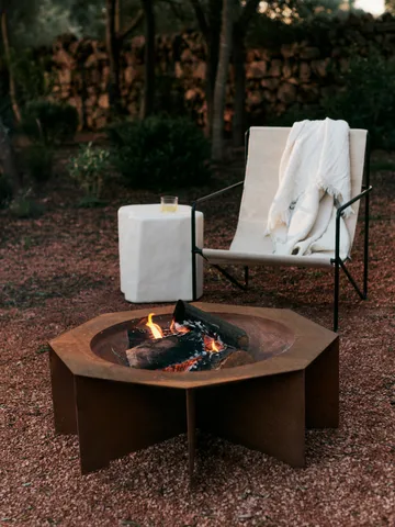 Otto fire pit eldstad - Rust, Ø85,5x29 cm - Ferm Living