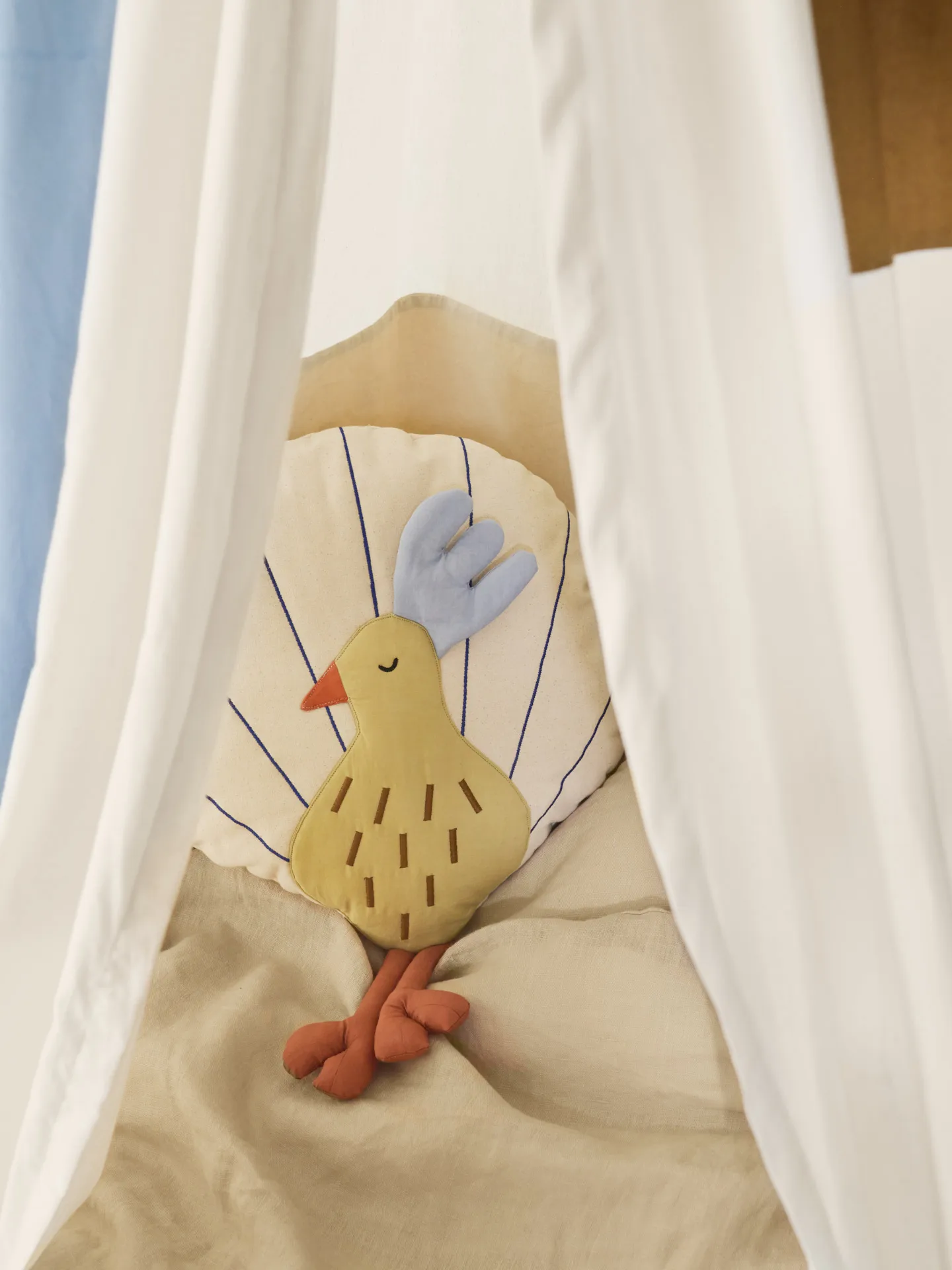 Peacock kudde, Silver Fern-undyed Ferm Living