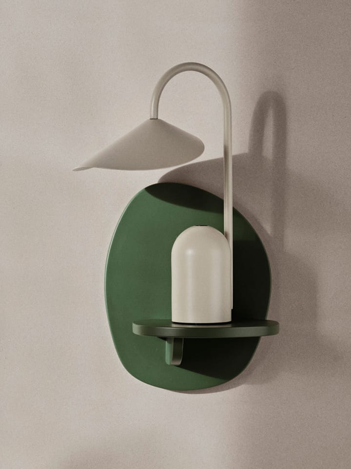 Pilu vägghylla 25 cm, Verdant Green Ferm Living