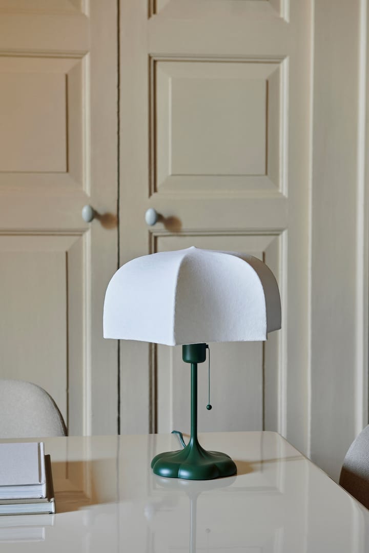 Poem bordslampa Ø30x42 cm, White-grass green Ferm Living