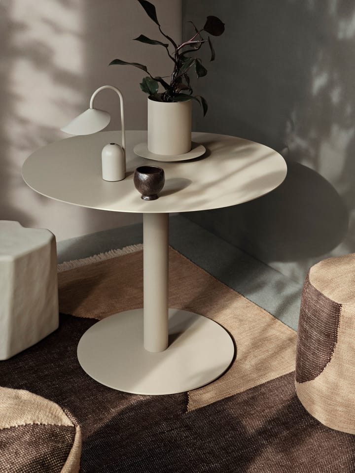 Pond matbord Ø88x72 cm, Cashmere Ferm Living