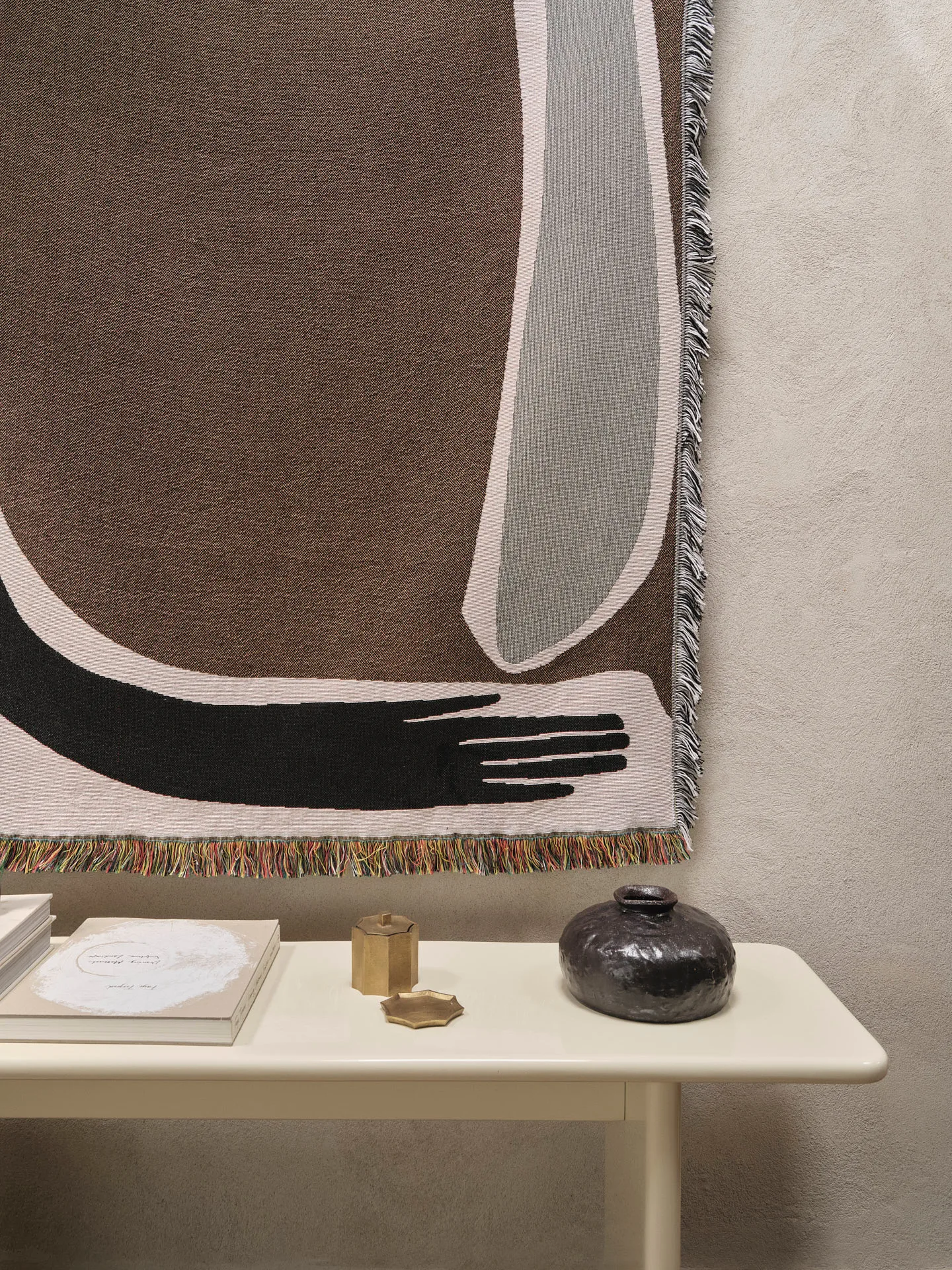 Pose Tapestry pläd 120x170 cm, Coffee Ferm Living