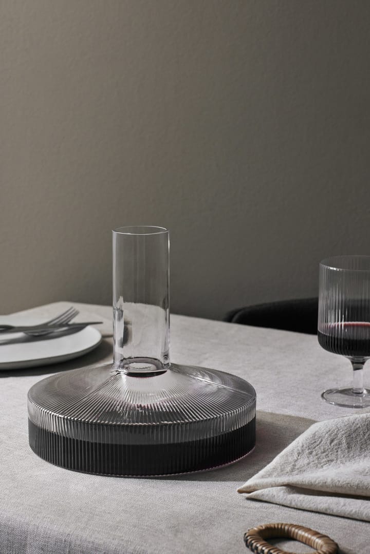 Ripple vinkaraff, Smoked Grey Ferm Living