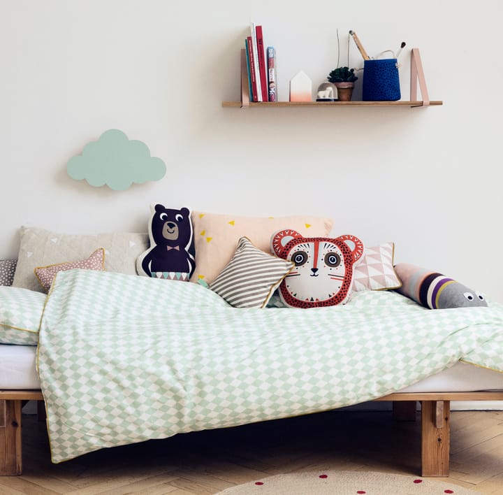 Shelf hyllplan, oljad ek Ferm Living