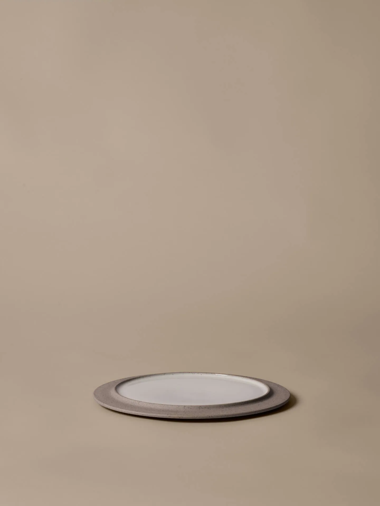 Sonae tallrik 2-pack, Grey-white, Ø25 cm Ferm Living