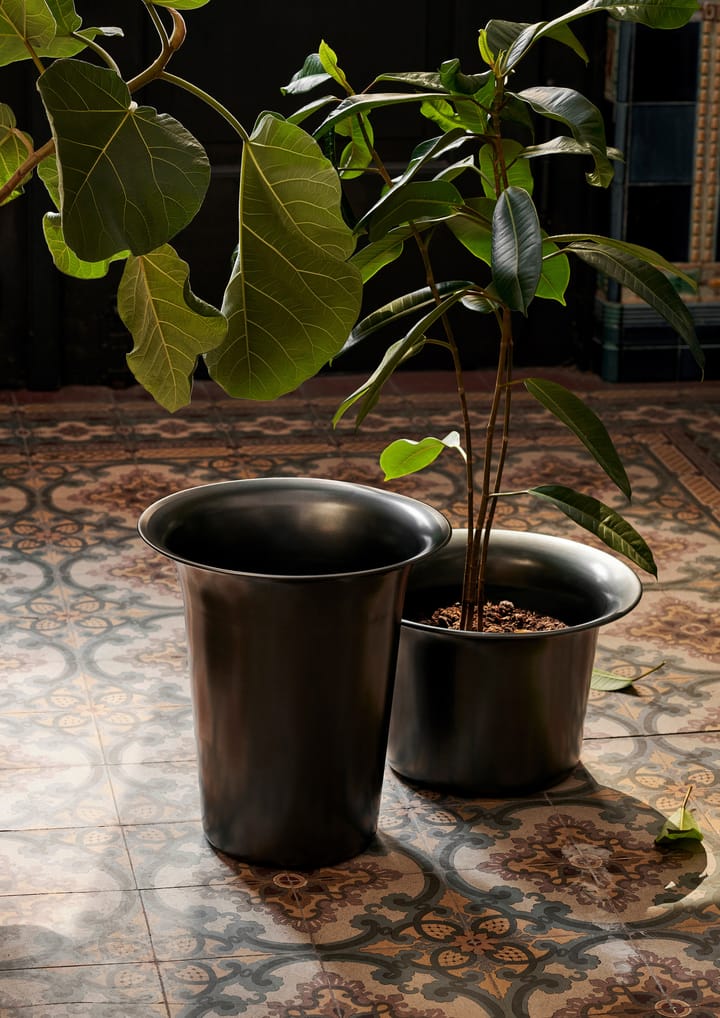 Spun alu korg hög Ø35 cm, Blackened Aluminium Ferm Living